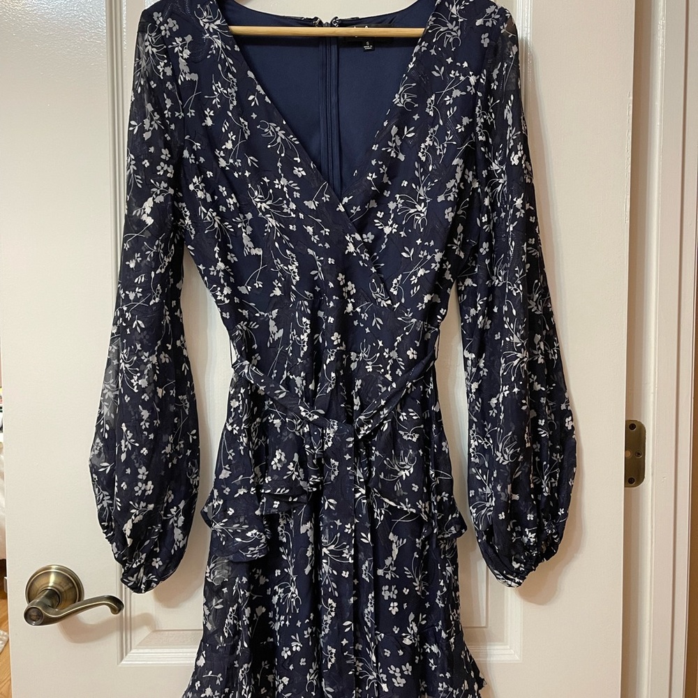 BOGO🚨 Lulu’s Deep V Dress